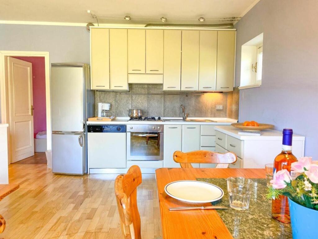 Casa Del Sole 4 Apartment Colico Luaran gambar